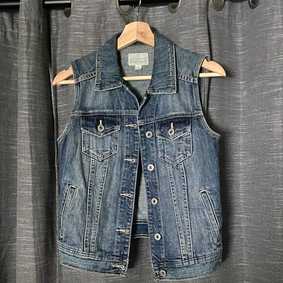 Hinge Cropped Jean Vest Size XS 70s 80s Biker Boho - Picture 1 of 7